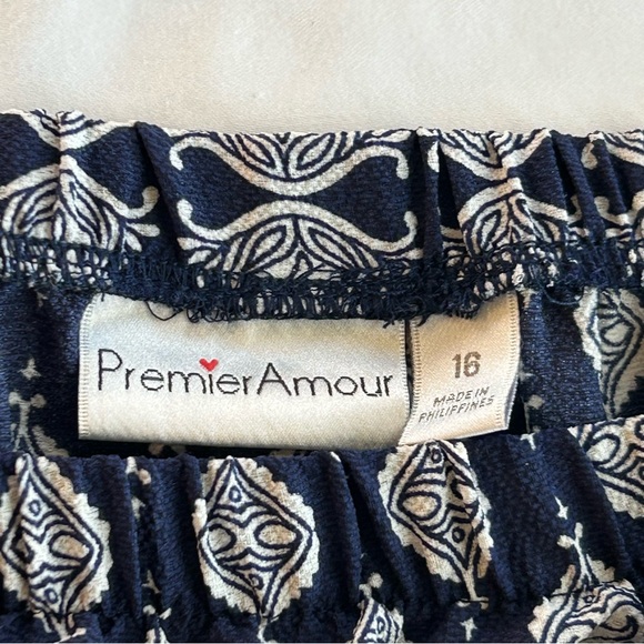 **Sold** - Picture 5 of 8